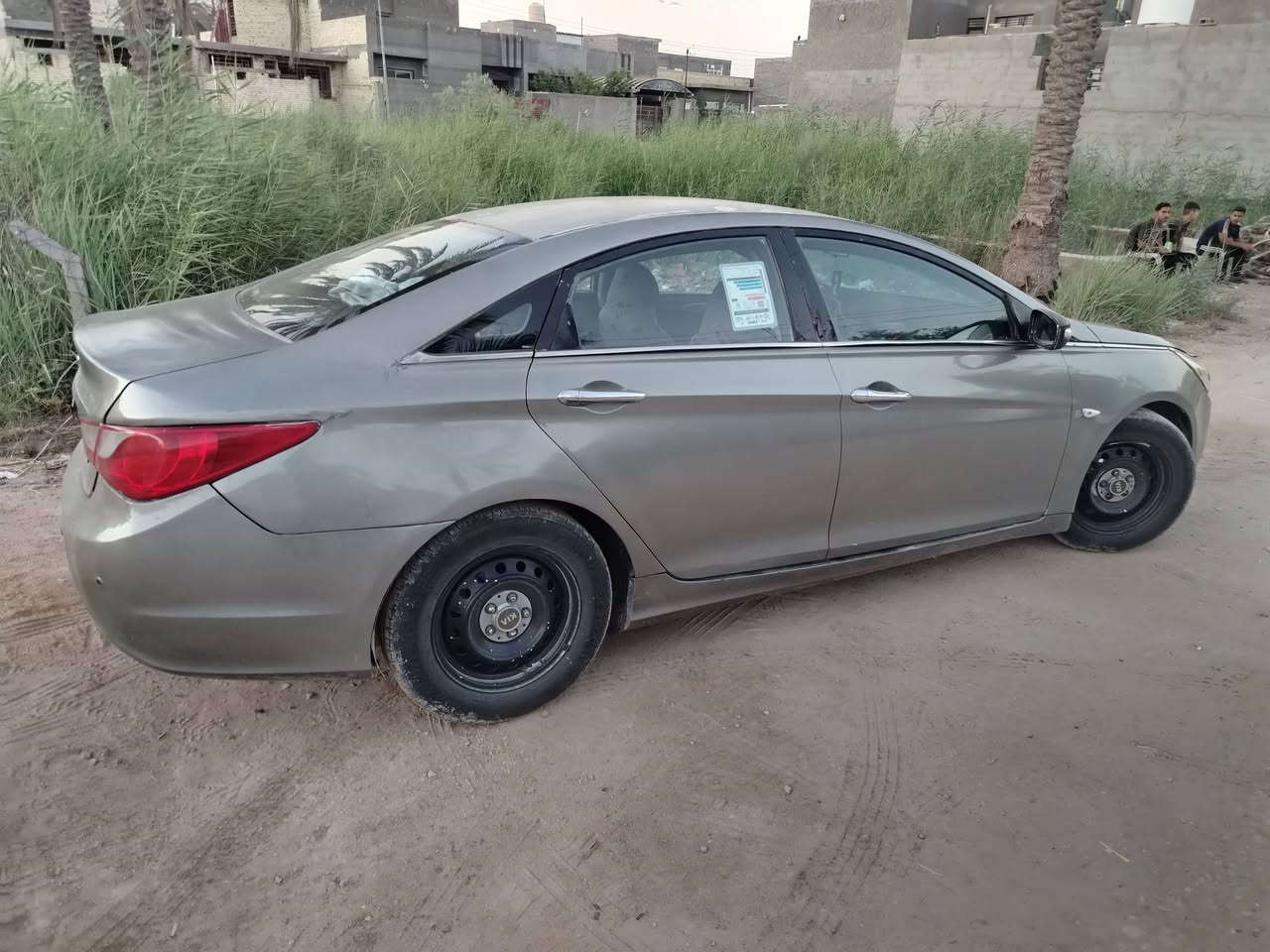 🚗 هيونداي سوناتا 2011 (وارد كوري) للبيع 🚗
​الموديل: 2011 
​الوضع العام: صبغ عام (شرط الداخل سليم)
​الوضعية القانونية: السيارة باسمي، تحويل ثاني يوم مباشرة (بشرط التحويل وبراءة الذمة من الغرامات)
​الموقع: بابل - قضاء المسيب
​السعر: 75 ورقة وفيها مجال بسيط حق الجية الطيبين.
​📞 للاستفسار والتواصل: ***********
