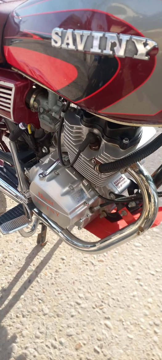 السلام عليكم هاي دراجه لبيع  أوراق اصولي كلشي شغال بيه دراجه نضيفه فول مال جناي لي يريده يتصل ع *********** مكاني اطوريج وبيه خير ويدلل
