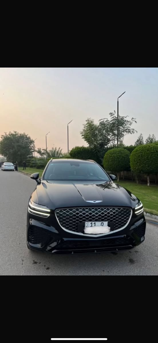 ‏Gv70 ‏ 2023 Prestige
2023
فخامة كورية 🇰🇷 + أداء رياضي ⚡ + كل التقنيات الحديثة ✨

المواصفات الرئيسية:
✅ بانوراما + شاشة 14.5 إنش مع CarPlay & Android Auto
✅ كاميرات محيطية 360°
✅ مقاعد جلد كهربائية حمراء مع تبريد، تسخين، ومساج + وضعية الطيارة
✅ السيارة تتحرك للأمام والخلف بالريموت بالكامل
✅ شحن لاسلكي
✅ محرك3500 تون تربو  – 400hp+ دفع رباعي 4WD
✅ 5 أنظمة قيادة متعددة
✅ إنارة داخلية متغيرة الألوان + LED
✅ صندوق كهرباء + منافذ كهرباء متعددة
✅ هوك خلفي
✅ نظام ترحيب عند فتح السيارة
✅ نظام صوتي Lexicon 15 سماعة + Quantum Logic

السلامة والمساعدة:
• وسائد هوائية 
• مساعد تتبع المسار، النقطة العمياء، تفادي الاصطدام الأمامي والخلفي
• مساعد صعود التلال، تثبيت سرعة ذكي، كاميرا محيطة

📍 المكان: بغداد
📏 عداد المسافة:26
💰 السعر:30 الف دولار
📞 واتساب:*********** 
ملاحطه:حادث سياره بنيد +جاملغ مبدل نفس لون جاملغ خلفي صبغ
