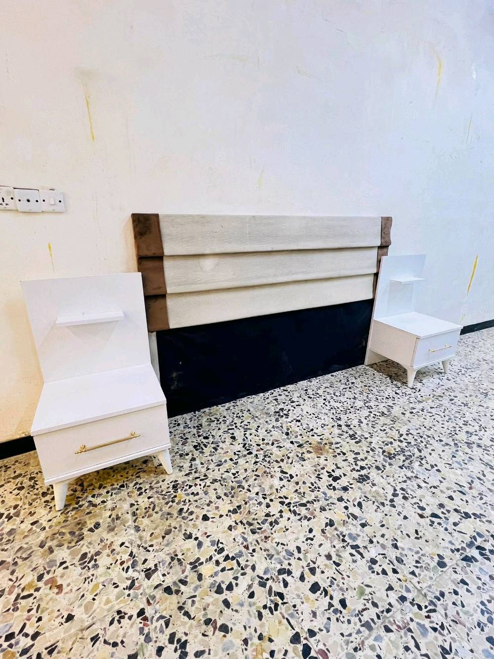 غرفة. تركي. نضام. ابواب. لون. مميز. كوالتي. عالي.٨قطع  550 قفل  واصل. كول مناطق بغداد