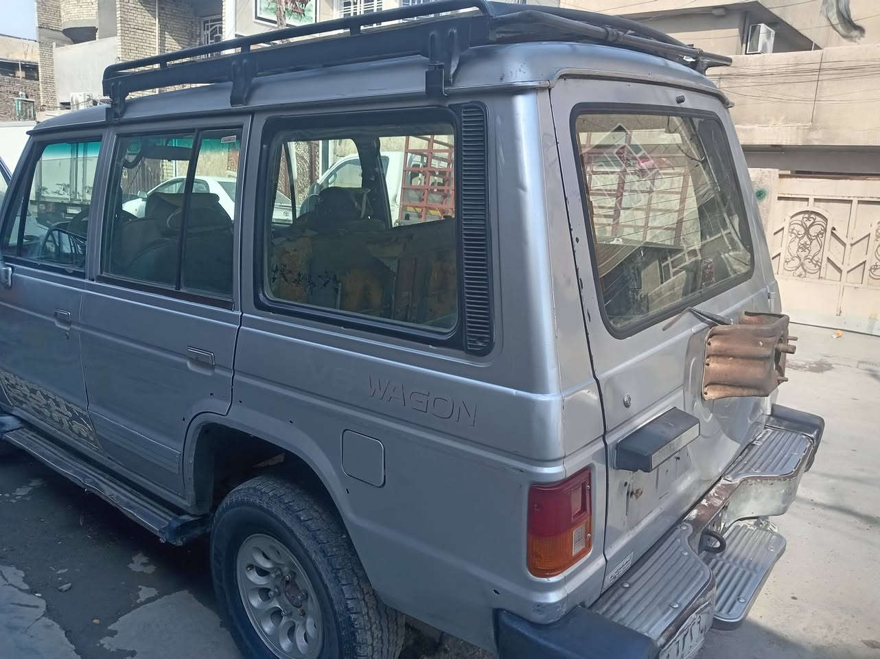 سلام عليكم كالوبر موديل ٩٦
رقم بغداد ألماني مكينه ففتي ثنين ونص
صدرها نص ونص سياره مصبوغه حزام الجماليه
العنوان بغداد مدينة الصدر الاورفلي
السعر ٣٩ وبيها مجال رقم
الهاتف ***********
