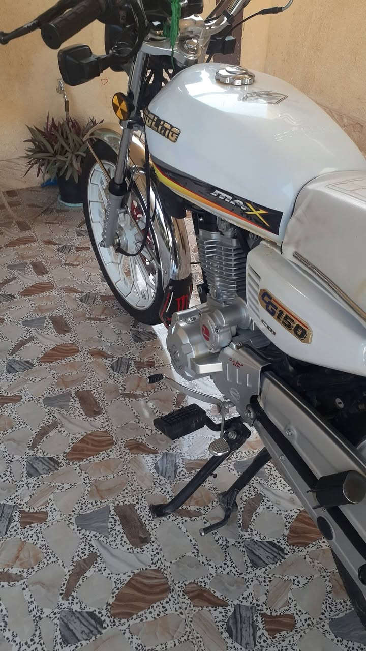 نشر بسبب الوعود الكاضبه
دراجه سيفان موديل24عل25 دراجه كفاله عامه تجي تفحص وشوف سعر خاص راسلني وتدلل رقمي *********** وتساب بي
