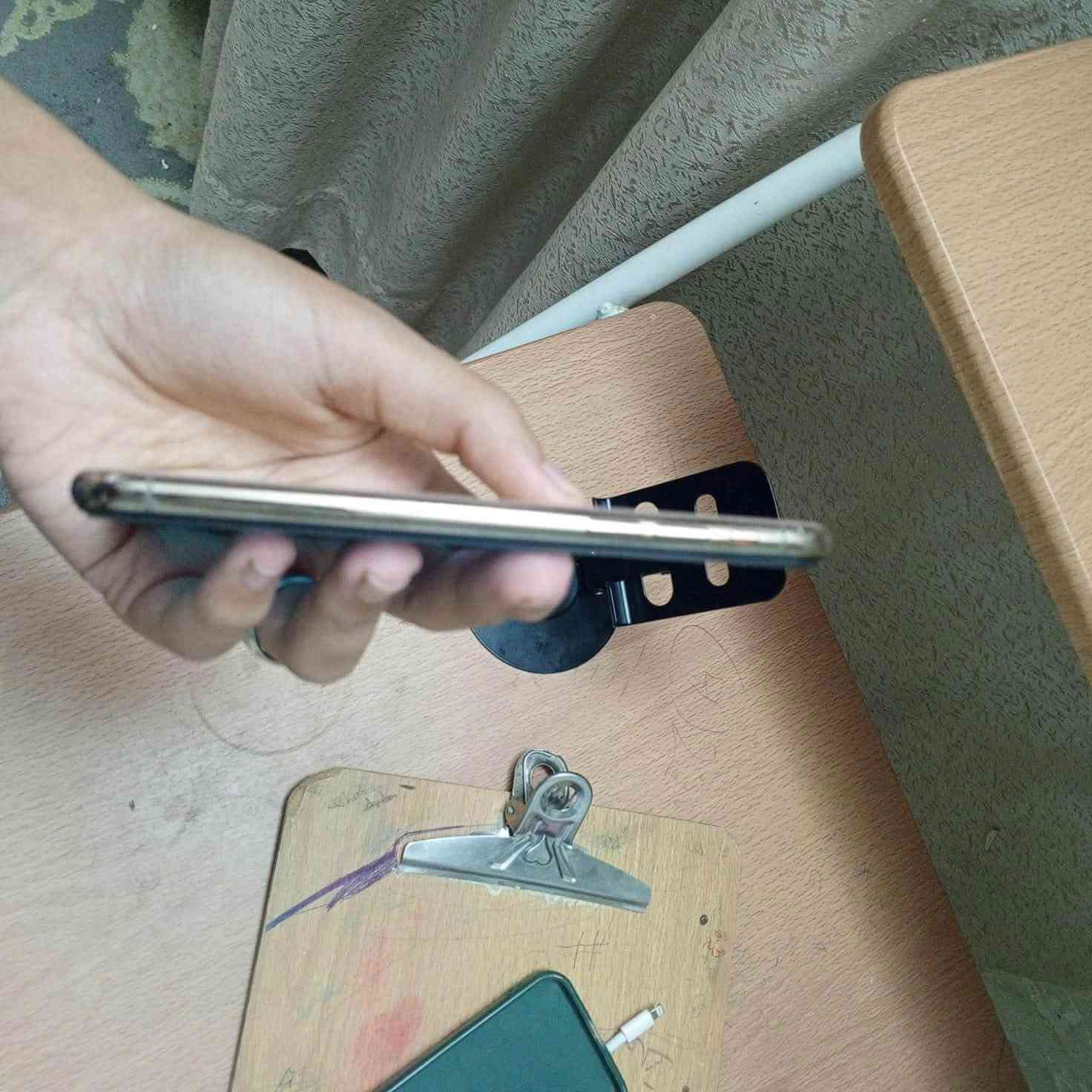 آيفون xs بطاريه ٨٥  اصليه ما بدله مبدل شاشه مثل ما موضح ألوانها تخبل ومبدل ضهر بي بعض الخدوش ما ويا ملحقات الجهاز كله شغال ذاكره ٢٥٦
و الكامرات كلها شغاله و بوضوح بس الاماميه بيها غبااااااار يعني تنضيف ب ٥ او اقل تشغل ما بيها شي أصلاً ما مأثر ؏ التصوير بس الي يريد ينضفها  سعره ١٨٠ ألف قفللللل الشراي يراسلني تليكرام (@D8ES0) مكاني بصره الزبير بترو السكن ؏ طريق سفان


**إذا كنت صاحب هذا الإعلان وتريد حذفه لأي سبب، رجاءا أرسل رسالة إلى الدعم الفني**