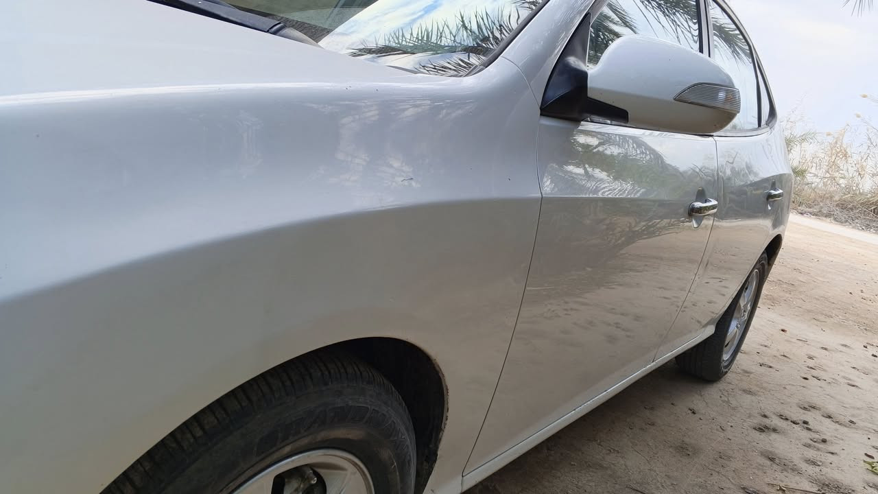 سلام عليكم 
النترا موديل 10
رقم سليمانيه 
جاهزة مكينه كير تبريد 
تخم تاير 4 دسك
بيه قطعتين بدون داخل 
السعر 95 
نجف ناحية الحريه 
***********
