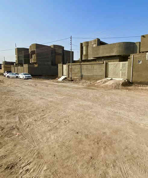 #إعلان رقم (177)

الرجاء الرجاء قراءة التفاصيل كاملة قبل المراسلة او الاتصال نحن بخدمتكم 

 // دار للبيع المكان حي الزهور  //

 #التفاصيل

1- دار للبيع حي الزهور مقابل خدمات الدار غير مسكون جديد 

2- يحتوي الدور الأرضي_ غرفه واحدة  + صالتين  
+ استقبال + مطبخ + صحيات داخلية وخارجية بالإضافة كراج سيارة واسع و حديقة 

الدور الاول _ جاهز هيكل غير مسقوف 

3- المساحة_ 300 _ م _ واجه _15 _ م

الدار مطلوب قرض صندوق الإسكان 

  مليون_ 55000000 _مليون 

المبلغ الذي يسدد شهرياً 
   _ 268 _الف دينار 

#الاستفسار اكثر مراجعة مكتبنا او مراسلة الصفحة او الاتصال على الرقم ادناه 

#العراق _ السماوة _حي العسكري _ قرب جامع الامام علي (ع)

رقم المكتب _ *********** _ابو حسين
              

                                                  
 
              #الخارطة للاستثمار العقاري #
                         _خدمات عقارية_
