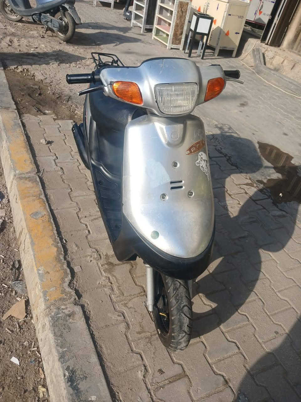 سلام عليكم بطه للبيع 
ما مفتوحه 
شاصي مكفول 
كهربايات شغاله اشاير لايت هورن سكن 
قفل جنطه 
قفل سكان 
مكينه خرسه 
ناعمه شلعه قويه 
سعر 300بيه مجال مستعجل خاص مفتوح


**إذا كنت صاحب هذا الإعلان وتريد حذفه لأي سبب، رجاءا أرسل رسالة إلى الدعم الفني**