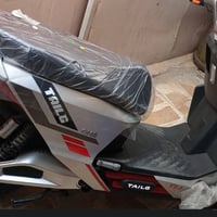 ضمان سنة • استخدام ٥ ايام • ٩٠ كم بالشحنة