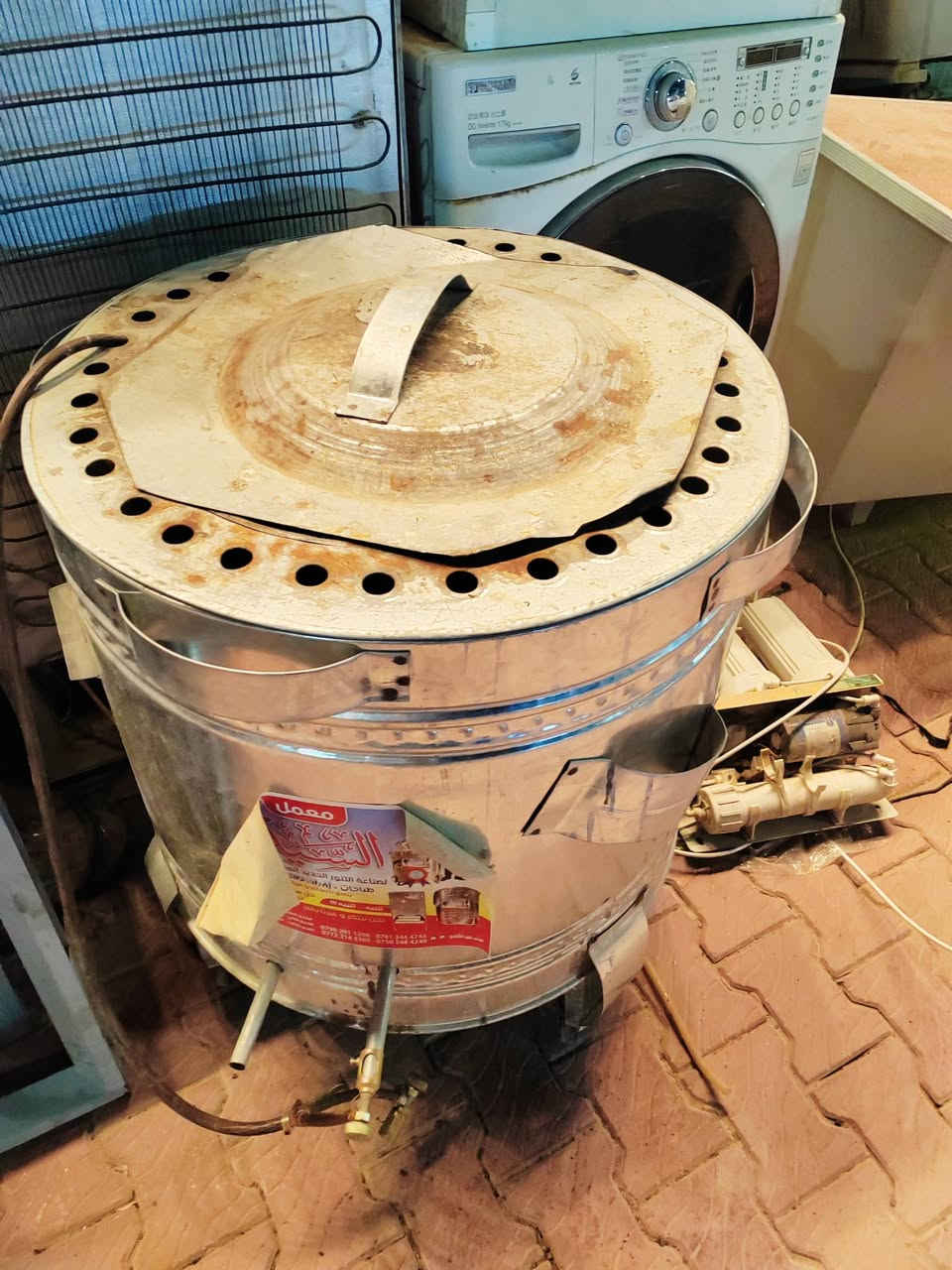 العنوان فلوجه حي شهداء قرب مرطبات مشمشه مزاد ابو كاظم البطاوي *********** يوجد خدمه توصيل الباب بيتك بل أجره *********** مكاني فلوجه
