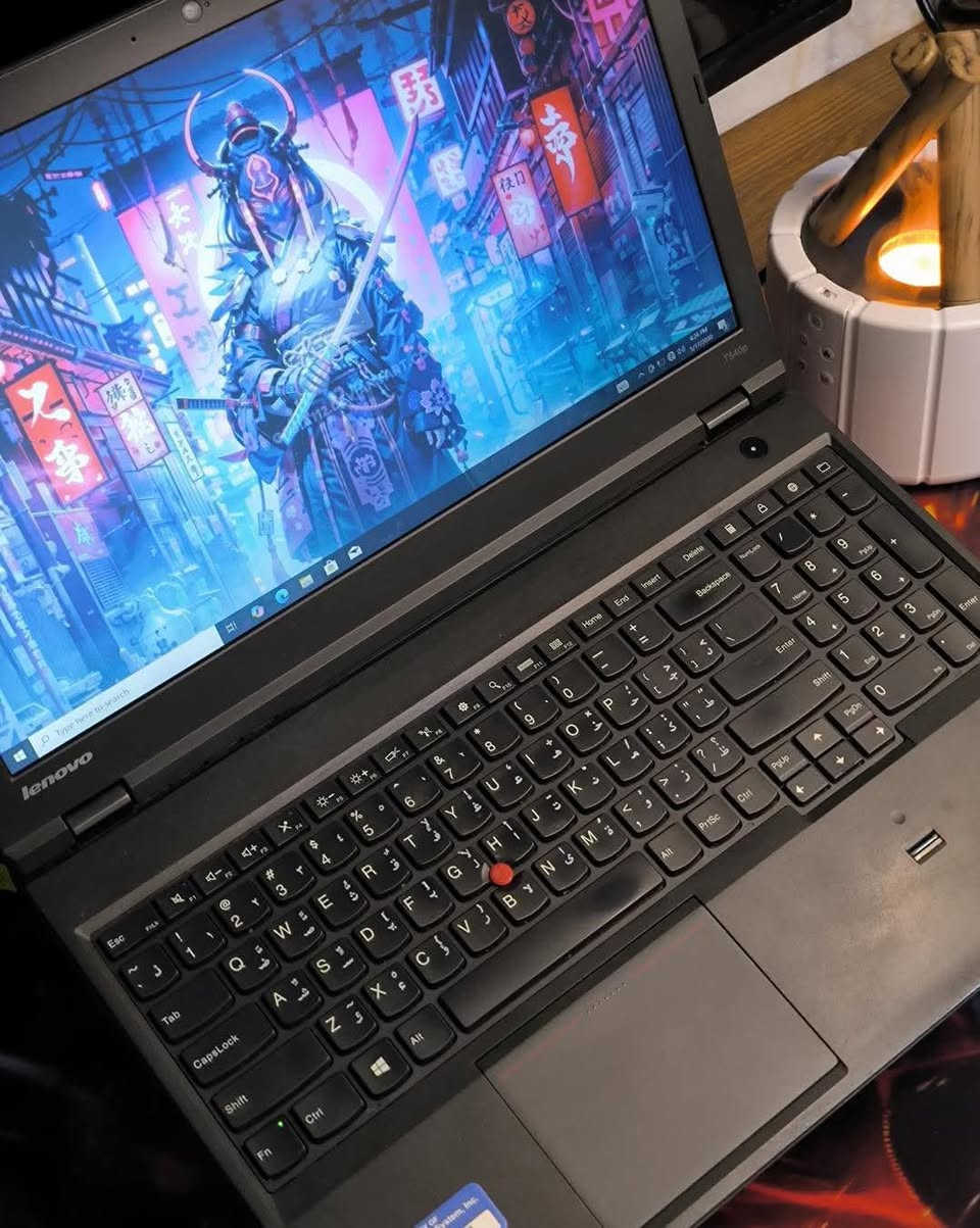 مهم
بعد ما الزبون صار يفهم ويريد لابتوب ليزري اصلي عربي انكليزي وشاشة

15.6 كيبورد كامل مع ارقام جانبية

وبعد ما قل العرض على هذا الموديل وفرناه الكم

لينوفو ثينك باد T540P

كوراي 5 الجيل الرابع

الرام 8GB

الهارد 256 نوع SSD السريع

كارت الشاشة داخلي 2 كيكا انتل HD

الشاشة حجم 15.6 بدقة عالية الوضوح HD

لوحة مفاتيح ليزر عربية-انجليزية أصلية

البطارية من ساعة الى 3 ساعات

تفعيل ويندوز 10 برو مجاني ضمان سنة على الويندوز

تفعيل برامج اوفيس مجاني

تعاريف وفورمات مجاني

مع شاحن Lenovo اصلي

وهدية حقيبة وماوس

كل هذا بسعر 225

الرقم *********** يوجد توصيل ✨
