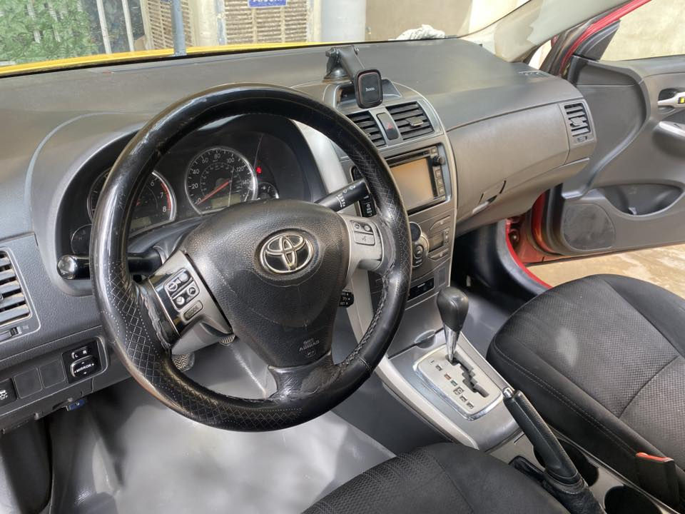 السلام عليكم
كورلا 13 امريكي محرك 19 مواصفات السيارة S فتحة سقف 

الضرر من خلف الجنطة  وبيها ملاحظات بعد واضحة بالصور  منظومة غاز جديدة رقم بغداد  السعر 110 

الاستفسار ع الرقم او واتساب ***********
