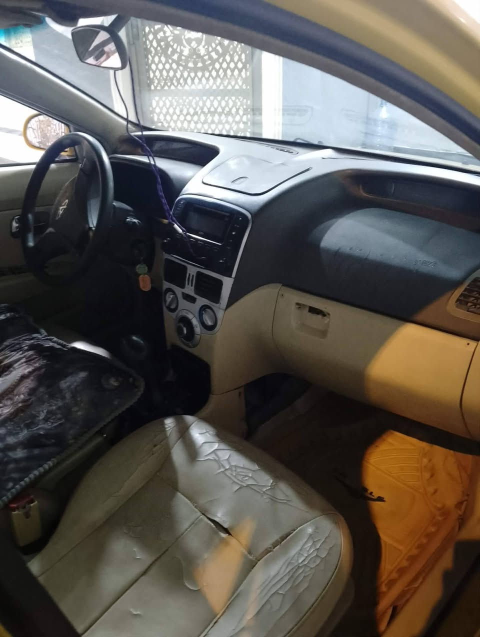 السلام عليكم شباب من رخصت الادمن سياره شيري فلاوين 2013 للبيع السعر 18وبيهه مجال قليل
للشراي ***********المكان ابي الخصيب
