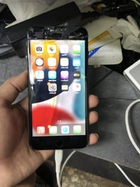 ايفون 7 بلاص جهاز شاشته مفطرة فقط بصمة شغال كلشي شغال سعره 50 عنوان بغ...