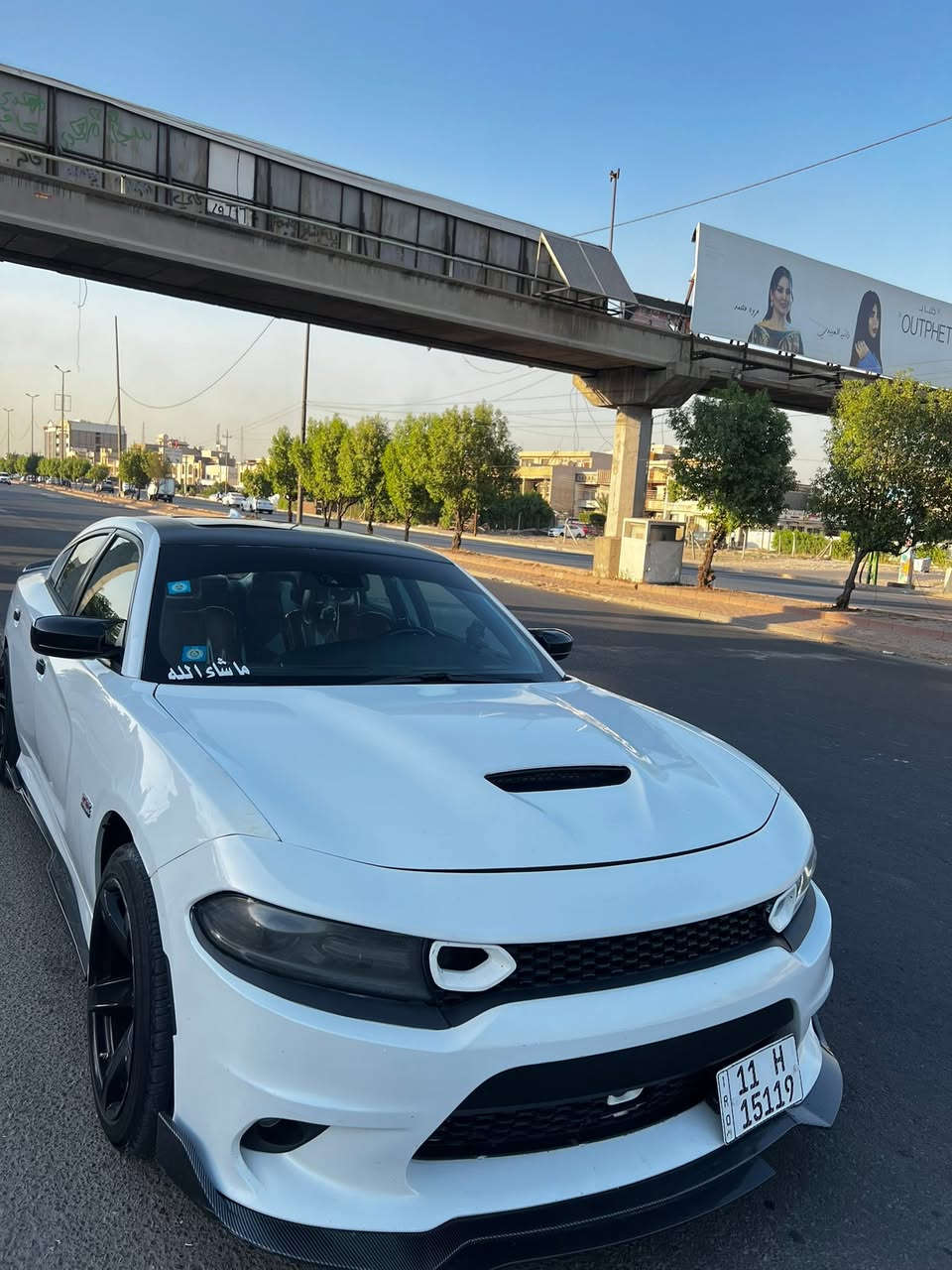 چارچر SRT اصل
موديل 2016
لون ابيض صدفي 
فول مواصفات 
عليها كاربون فايبر كامل 
رادار امامي
رادارات جانبي 
ونقطه عمياء 
كشنات حضن SRT
تنته 
ويل 20
السياره مفوله ؏ الاخير 
عليها دبات تحكم ريموت (فتح واغلاق )
عليها جكات سسبيشن S2
محرك3600
ضربة السياره)) ((بنيد وشبر من جاملغ امامي فقط  راجع ما مبدل سونار موجود سياره جديده ممتشغله ماشيه 90ميل فقط 
***********
***********
مكاني بابل جبله 
سعره 1٨٥
بيع فقط بدون مراوس
سيارة بسمي
