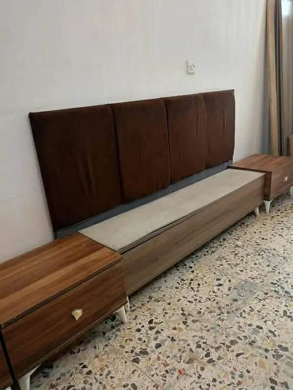 غرفة تركي 🇹🇷 مستخدام 6 قطع  ✨✨
نضافه 90 💯
سلايت  💖
السعر 425💖💸
مع شد🪛 ونقل 🚚  مجاني  داخل بغداد  محافظات بكروه


**إذا كنت صاحب هذا الإعلان وتريد حذفه لأي سبب، رجاءا أرسل رسالة إلى الدعم الفني**