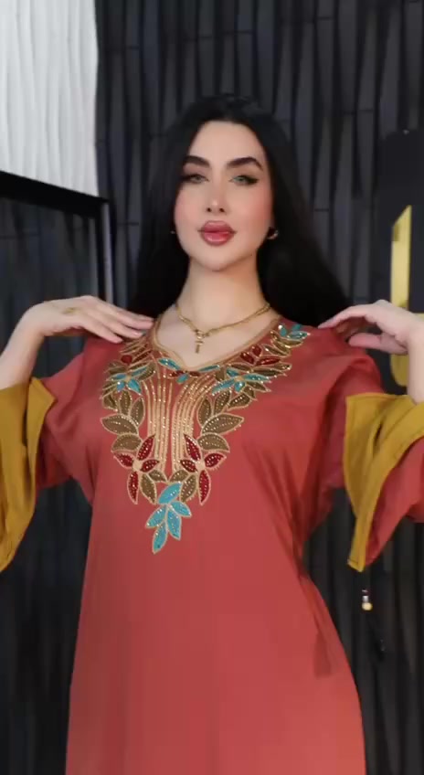 دشداشة كشمير مطاط تطريز غباني صدر وردن
 
  لونين فقط  اسود ونيلي 

القياسات L XL XXL


**إذا كنت صاحب هذا الإعلان وتريد حذفه لأي سبب، رجاءا أرسل رسالة إلى الدعم الفني**