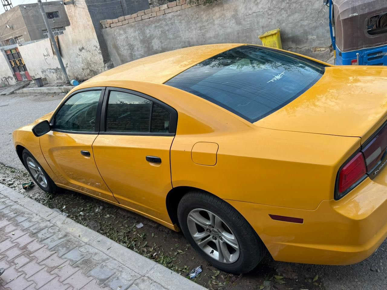 جارجر 2014 رقم انكليزي. ذي قار بسمي
خطها سوك الشيوخ بغداد.  
محرك كفاله. كير كفاله قبل شهر مبدله 
حداديه جديده تخم  تاير جديد. 
مصفرة هيه وغرامات.
حادثها جاملغ  وبنيد 
السعر 147 مكان سياره ميسان المجر 
***********
