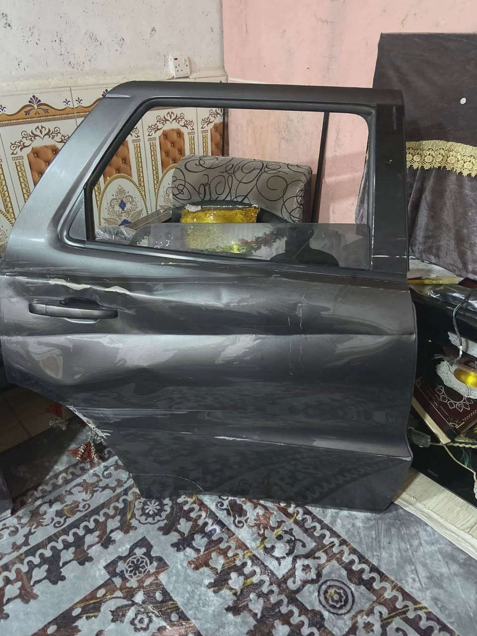 السلام عليكم غراض دورنكو لبيع بيبان 2 كاملات هنه وبطاينهن بنيد وشباك وجاملغ تايوان وزوج تاير نص عمر رقم تليفون ***********
