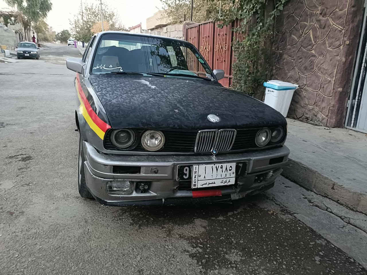 BWM $سعری 20‌
ڕقم کرکوک بە شرت  بە ناو کیردن  
ژ.م ***********
***********
