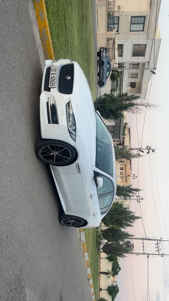 جاكوار ٢٠١٨ شركة سردار يعني خليجي ٣ قطعة صبوغ بدون دواخل بدون اربيگ ماشية ١٢٨٠٠٠ كيلومتر كلشي بشرط گير محرك بشرط سعر ١٣٥$ مجال 
*********** أربيل, العراق
