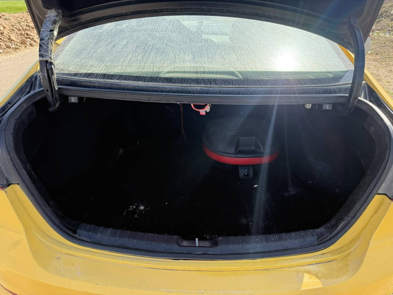 سلام عليكم النتره 2017 بغداد بسمي 
وارد امريكي ليبل واحد السياره جاهزه 
بيها نواقص بسيطه ظربتها 
الجاملغ الخلفي 
صفحت السائيق 
السونار موجود بالمنشور 
 عنواني بغداد
سعرها 115
***********
