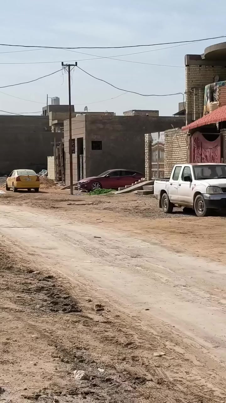 بسم الله الرحمن الرحيم
تتوفر قطعة أرض فرصة #سكنية(( #مميزة)) قرب شارع ٤٠  العام الامانة  بداية المنطقة 
المساحة( #٢٥٠) متر جبهة ١٢ ونص نزال ٢٠ 
القطعة على #شارع ١٥ متر 
سند #مستقل تكدر تسحب قرض إسكان 
#الخدمات كاملة
وبسعر جداً مناسب 
الاتصال مباشر مع صاحب الأرض والسند
العنوان بغداد الزعفرانية #الامانة
***********
***********٧
