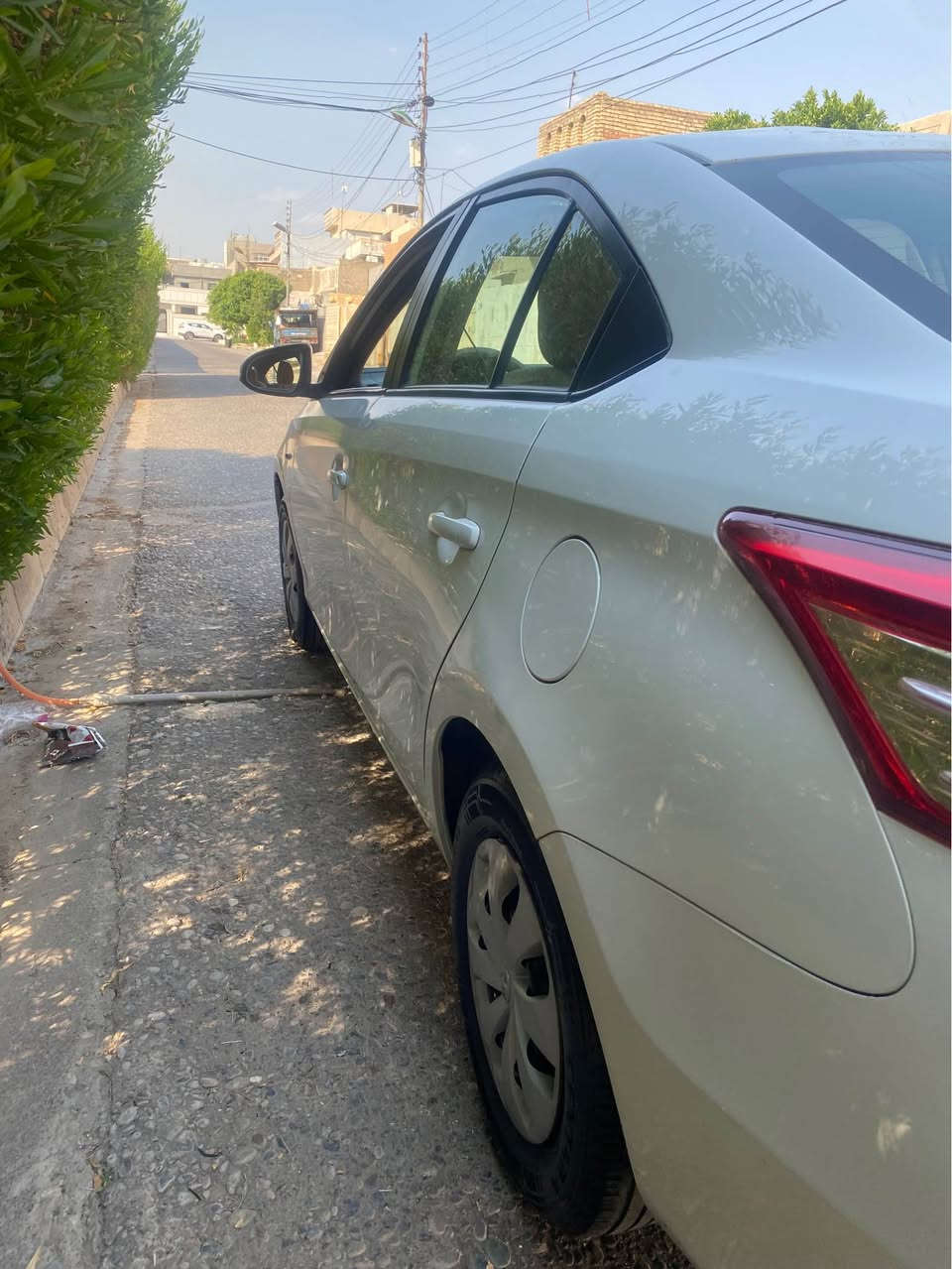 يارس ٢٠١٧
بؤ فروشتن له هه وليرم
٣ پارچه سبوخه بي ژؤري 
ژوري نيتي 
گير مه كينه ته بريد به شه رت  
مه كينه گچكه 
توزيك شه پولي هه يه زؤر نييه  
 هه مو شتيك به شه رت سياره زور خاوينو جوانه 
١٩٨ رويه 
سحري 98وه ره قه 
زور پاكو خاوينو توندو توله له سفره وه يه ك ده سته 
*********** أربيل, العراق
