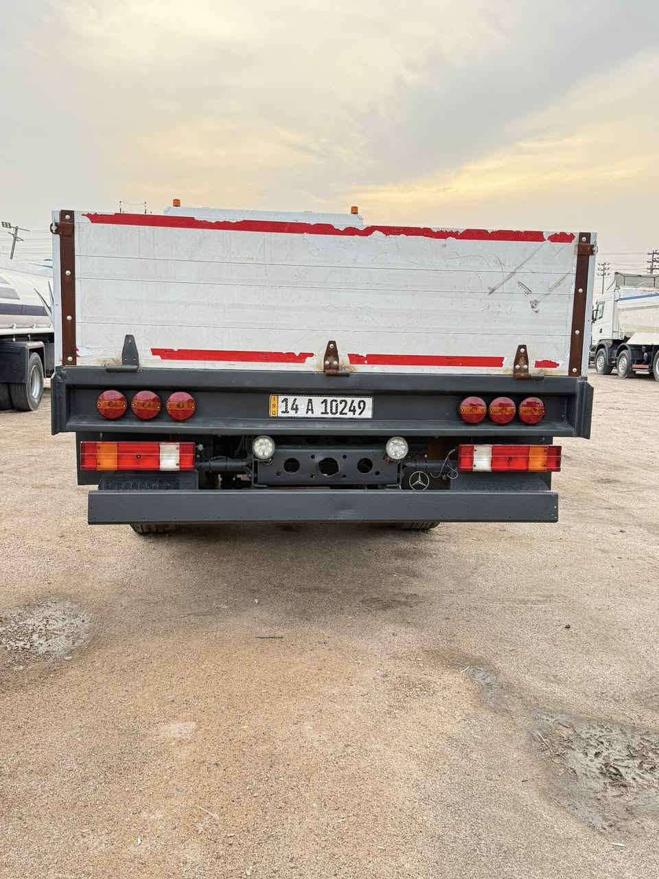 البيع موديل 2002 السيارة كفاله عامه ***********
