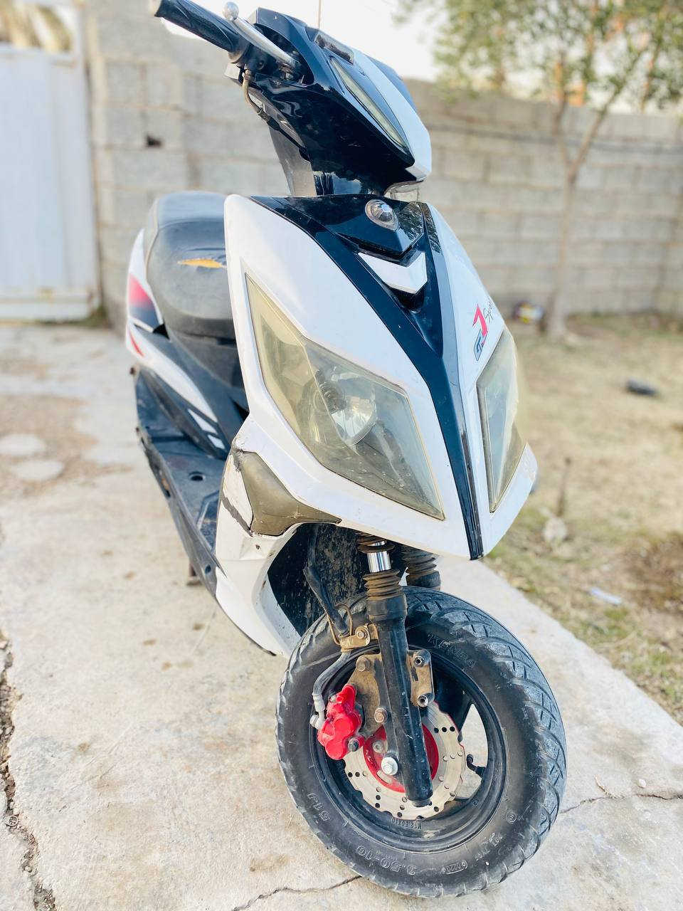 دراجه سكنس للبيع مديل 2020 دراجه هندر سلف كهربائيات كله شغاله دراجه كاملة على اخير حبايه مال جناي سعره ١٥٠ الف للتواصل والاستفسار ***********
