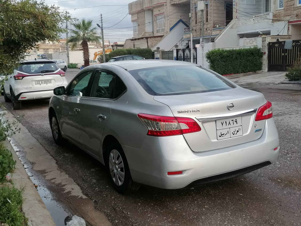نيسان سينترا 2014 خليجي
مةكينة 1.6 
رةنگي سلفةر
2 بارجة سبوخي هةية
لةكةل يةك دوو شوين تعديل
بي زوري بي ارباك
كةميك كال بونةوةي هةية 
سعري 89 $$ كةميك معامةلة 
گيرو مةكينة تةقةورةقة تةبريد بةشةرت بةشةرت
بوزانياري زياتر بةيوةندي بكة
***********
***********
