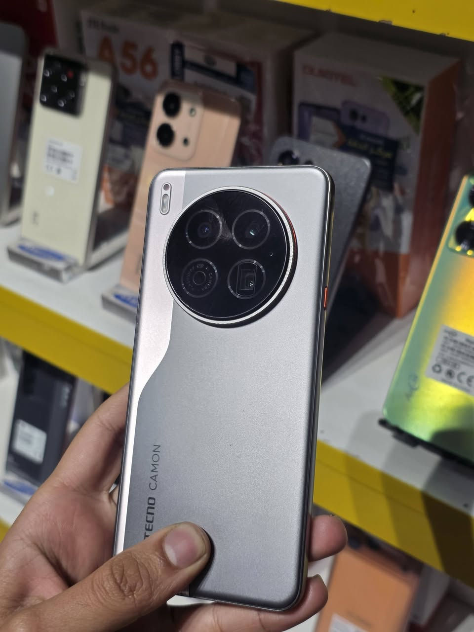 🟨متوفر 👇

🟡 تكنو كامون 40 بريمير 5g
🟡 ذاكرة/256 
🟡 رام/12 
🟡 ببجي 120 فريم 
🟡 نضافة 100% 
🟡شاشة 144 امولد 
🟡 للبيع ولمراوس 
🟡 السعر مناسب 🔥
🟨 مستعدين لشراء جميع اجهزتكم أو مراوس بأي جهاز يعجبكم.
رابط قناة التلي تنزل جميع الأسعار https://t.me/mh21an

يتوفر خدمة توصيل 🚚داخل كربلاء 
او 🎗️
زيارة عنواننا الكائن 👇
العنوان// كربلاء// حي الغدير سوق حي الغدير //قرب مطعم أبو احمد //مجمع الجزيره الطبي//مركز الدقة للموبايل 
مصطفى ***********
مقتدى ***********
