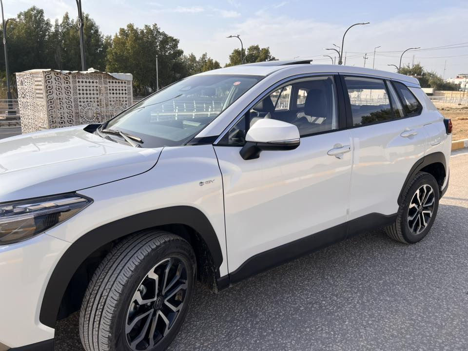 السلام عليكم ورحمة الله وبركاته
فرونتلندر اس ٢٠٢٥ ماشيه ٧٠٠٠ كيلو مكفولة 

مواصفات الاس جلد اصلي وكشن كهرباء فتحة وبصمة وتبريد قطعتين لايت خمس عدسات بگ لايت لد

السعر ٢٨ مليون على ايدي من الزيرو رقم بغداد 

***********
