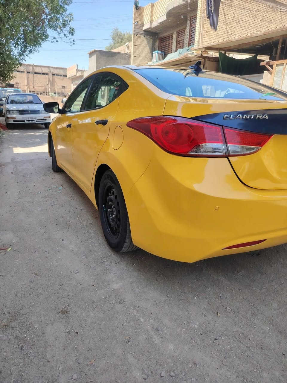 السلام عليكم النترا موديل 2013 وارد امريكي حادث جاملغ فقط بدون دواخل ليبل واحد مكينه ١٨٠٠دوش خير من الله تبريد ثلج تخم تاير حداديه خير من الله سياره جاهزه من كلشي  مصفره من كلشي رقم نكليزي مداور ثانيوم المكان الديوانيه لسعر 96 وبيه مجال بصيط
***********
السلام عليكم النترا موديل 2013 وارد امريكي حادث جاملغ فقط بدون دواخل ليبل واحد مكينه ١٨٠٠دوش خير من الله تبريد ثلج تخم تاير حداديه خير من الله سياره جاهزه من كلشي  مصفره من كلشي رقم نكليزي مداور ثانيوم المكان الديوانيه لسعر 96 وبيه مجال بصيط
