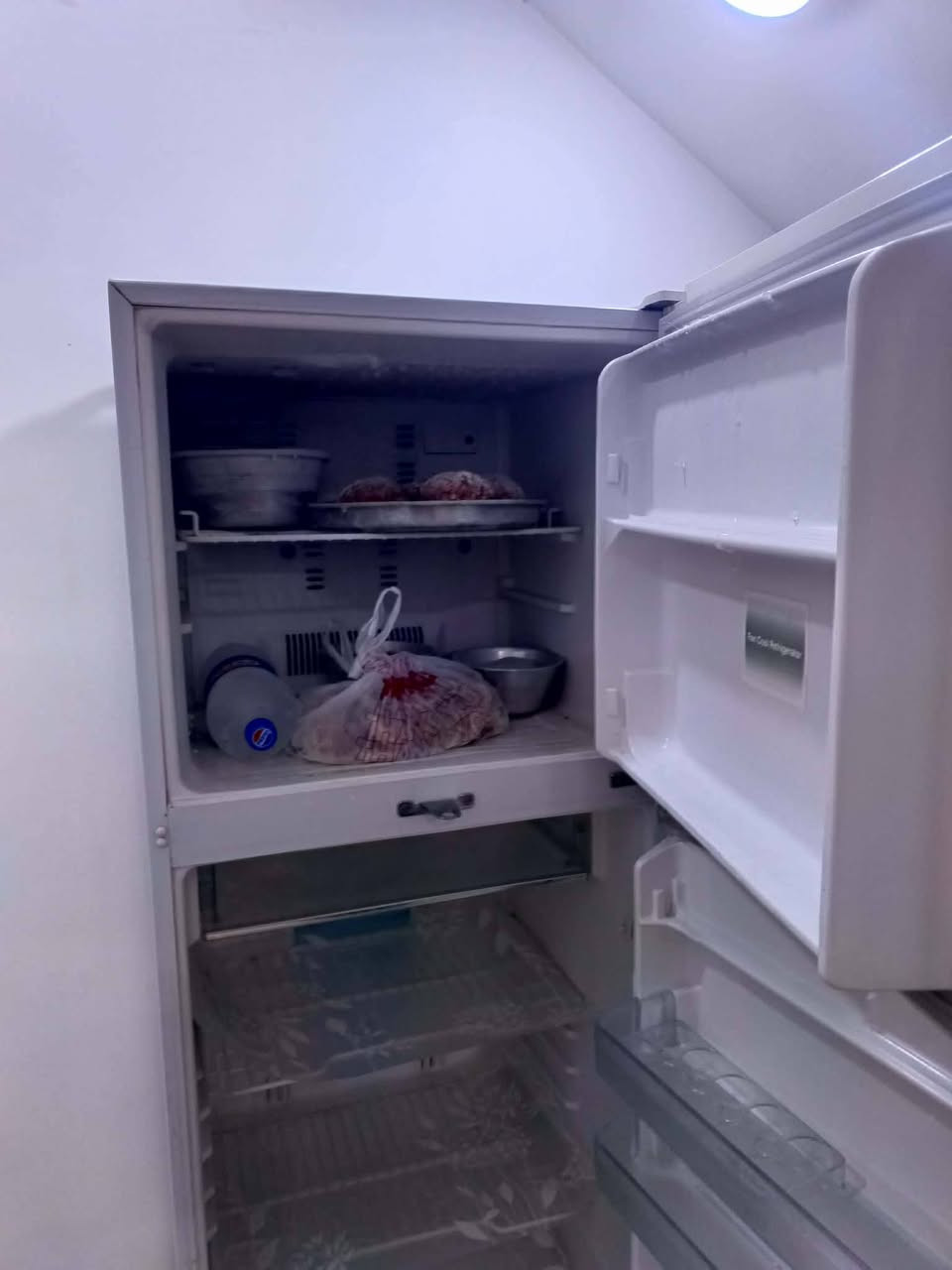 مرحبا
ثلاجه نوع توشيبا نظيفه وشرط الشغل حجم 15 
&200وبيها مجال
عنوان: جانب الايمن حي النجار
الرقم والاستفسار خاص ....


**إذا كنت صاحب هذا الإعلان وتريد حذفه لأي سبب، رجاءا أرسل رسالة إلى الدعم الفني**