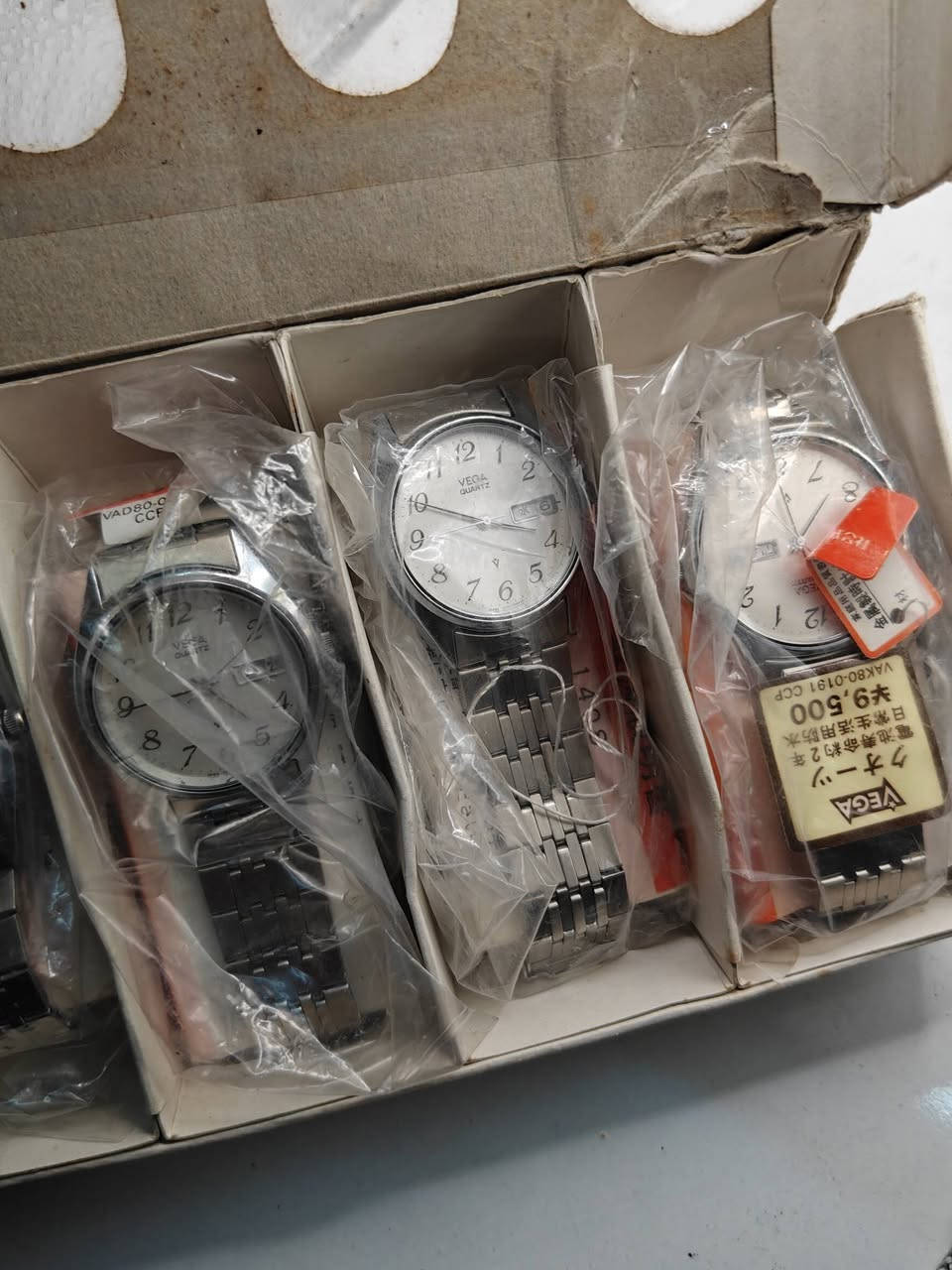 سلام علیکم
سیت فیکا سیتزن انتاج ثمانینات مخرن تحف للبیع
قیاس ۳٤ ملم 
واتساب ***********
