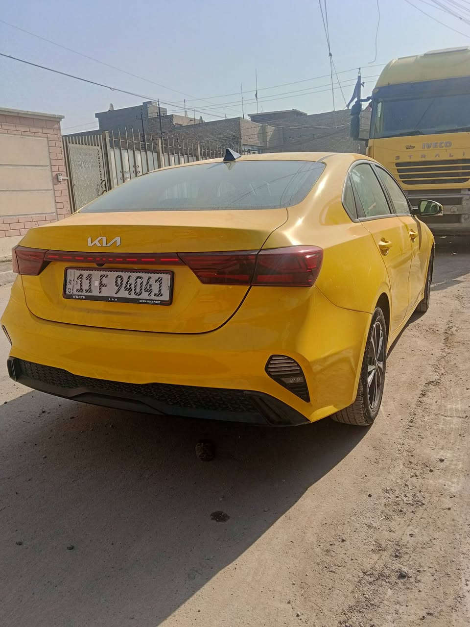 سلام عليكم للبيع فورتي موديل 24 دخول جديد بسمي وراد أمريكي حادثه بنيد امبدل وجاملخ مصلح نفسه ايرباك استيرن فقط سياره جاهزه مكاني بغداد سعر 153 وبيه مجال ***********
