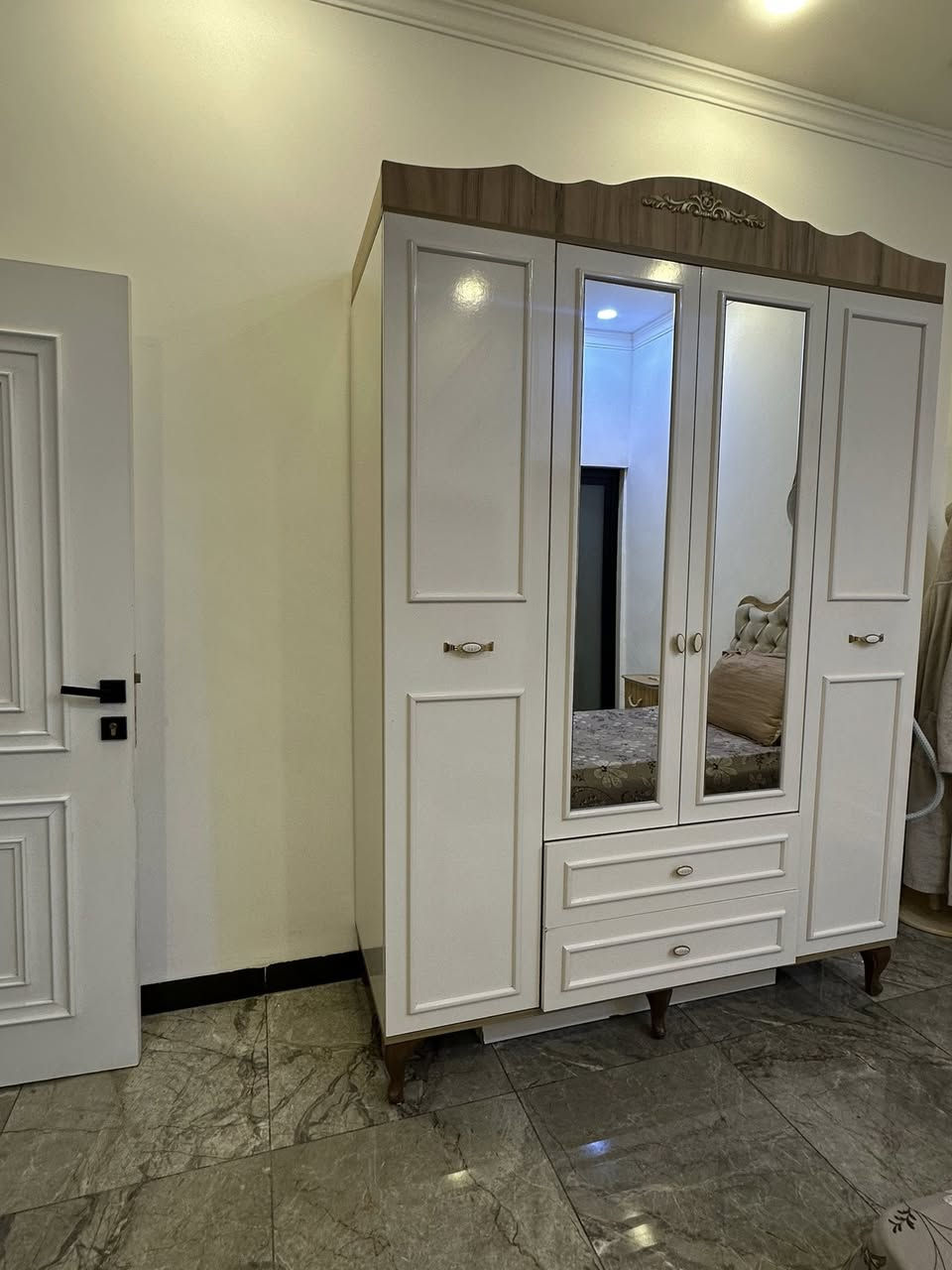 غرف نوم نفر ٦قطع نظيفه  العنوان بغداد


**إذا كنت صاحب هذا الإعلان وتريد حذفه لأي سبب، رجاءا أرسل رسالة إلى الدعم الفني**