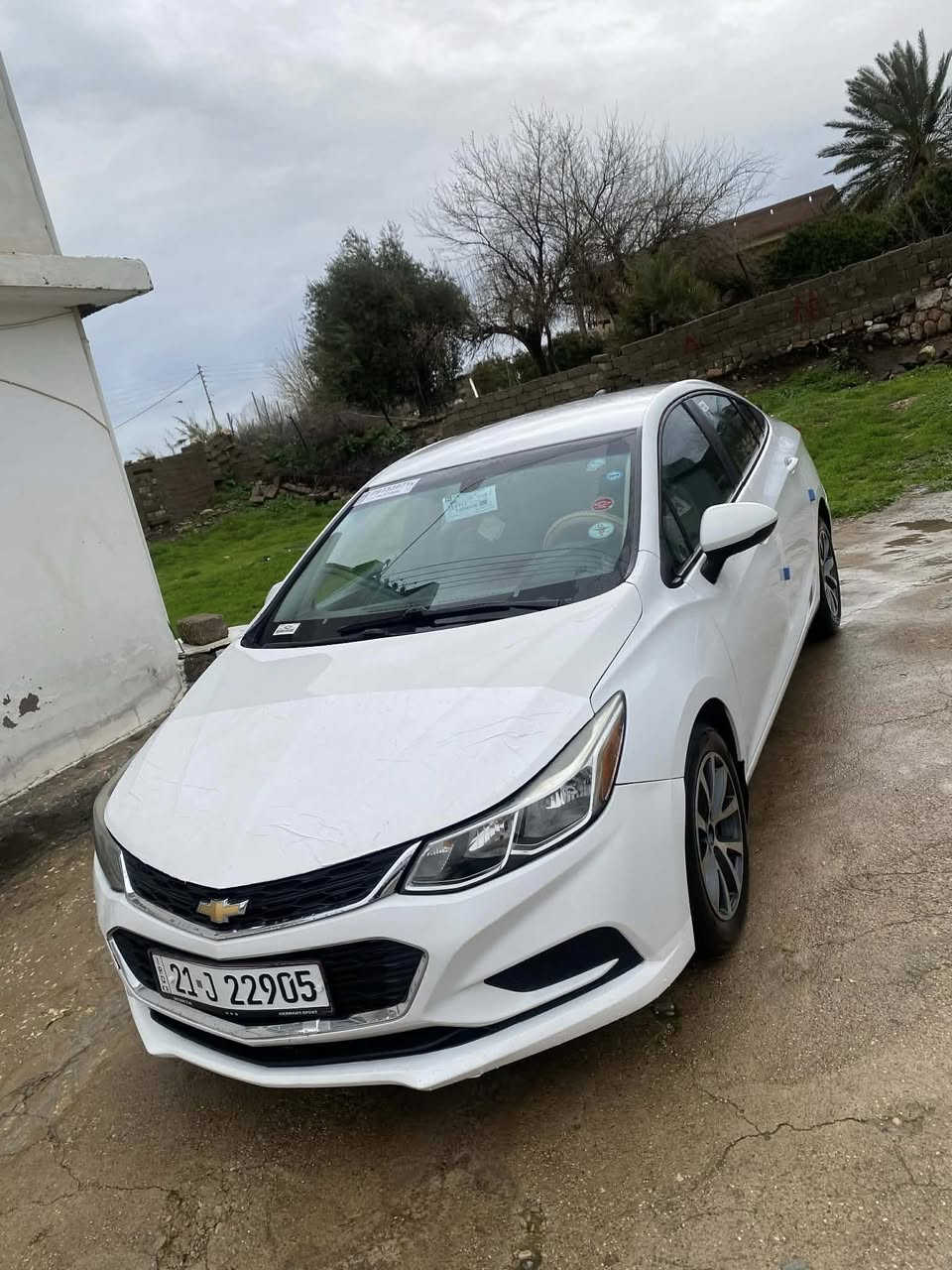 شوفلت كروس2017
بولند جملغ امامي 
بدون شانسي شه رت
رقم سنويه جديد
رقم سليمانيه
كيرمحرك شه رت 
ماشي89ميل
***********
عقره
سعر85مجال
