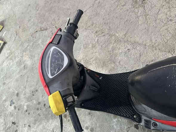 للبيع دراجة مال رمبه سعر ٩٠٠ وبيه مجال مكاني لبياع تقاطع درويش تواصل علرقم ***********
