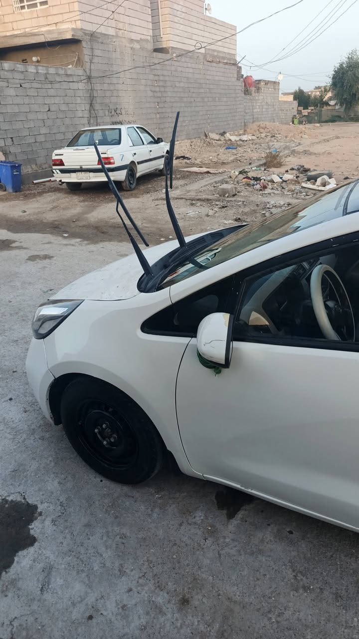 مرخصت المدير
سلام وعليكم 
كياريو 2013خليجي
مكينه1600قطرتين 
بيه جاملغين الخلفي ول امامي
رقم دولي17مثنه مالكه بل حله يريد مداور ضروري
حداديه متوصطه مكينه وكير نضاف تبرين غاز فقط
معمره ومصبوغه عام اضافه تايرات ويل شاشه جدد السياره بنجف السعر75 
***********
تجي تكلب وتفحص وتقتنع والله ومحمد وعلي وياك
