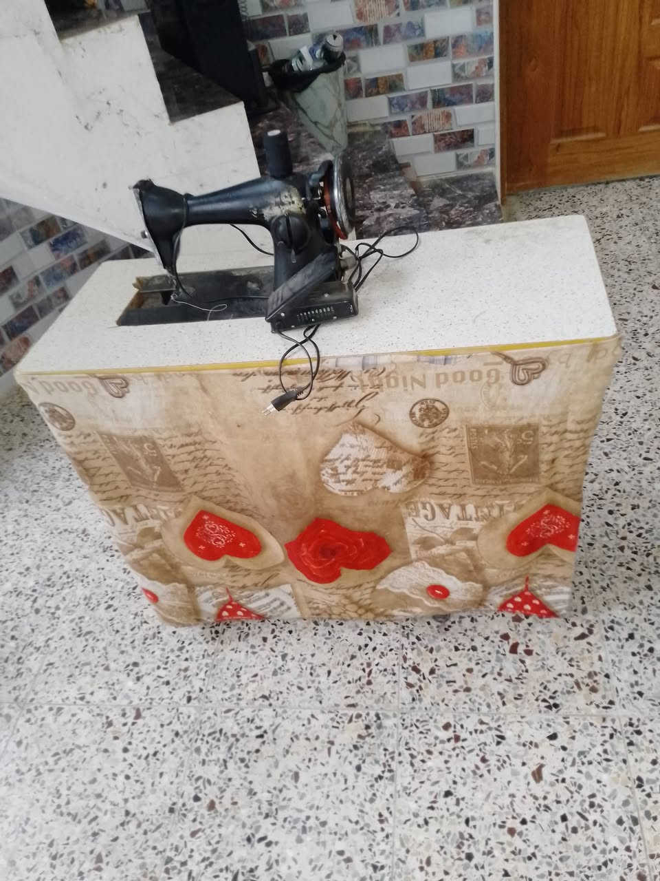 مكنسه كهربائيه نضيفه شغاله مابيه اي شي ب٥٠ وبيهه مجال للشراي
مكينه خياطه الفراشه من القديمات شغاله بس عوزه ماطور هيه والميز ب٦٠ وبيه مجال بسيط


**إذا كنت صاحب هذا الإعلان وتريد حذفه لأي سبب، رجاءا أرسل رسالة إلى الدعم الفني**