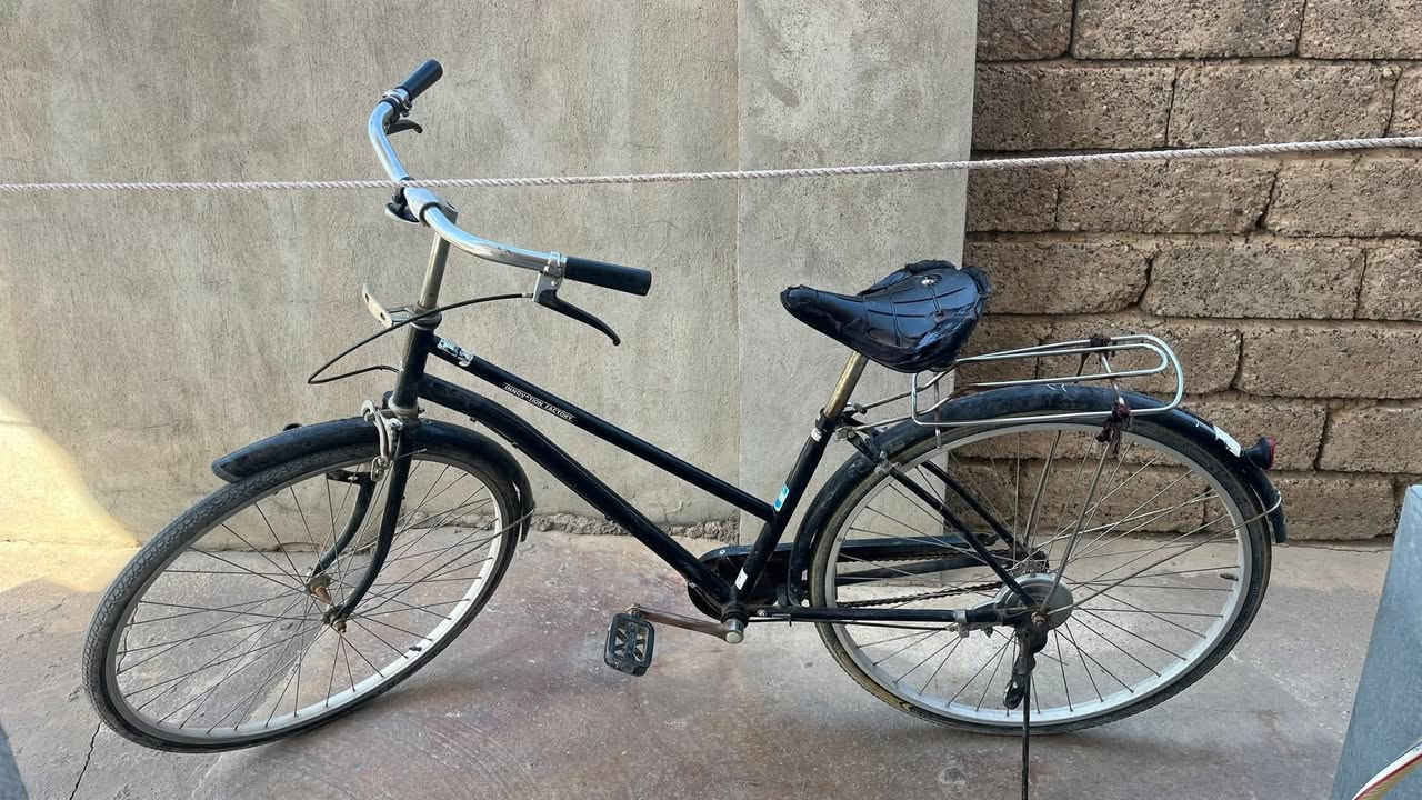 بايسكل للبيع كلشي مابي موضح بصوره جاهز سعر 55 وبي مجال شي قليل شراي يراسلني خاص ويدلل


**إذا كنت صاحب هذا الإعلان وتريد حذفه لأي سبب، رجاءا أرسل رسالة إلى الدعم الفني**