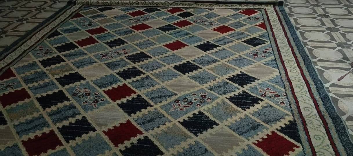 السلام عليكم 
للبيع زوليتين +ليانتة
قياس الزولية الوحده 4×3
والثانيه كذلك 4×3
وقياس الزلة مالتها 4امتار
جدد ونضيفات 
سعرهن كلهن 270 وبي مجال للشراي 
الشراي يتفضل خاص 
العنوان الرميثة


**إذا كنت صاحب هذا الإعلان وتريد حذفه لأي سبب، رجاءا أرسل رسالة إلى الدعم الفني**