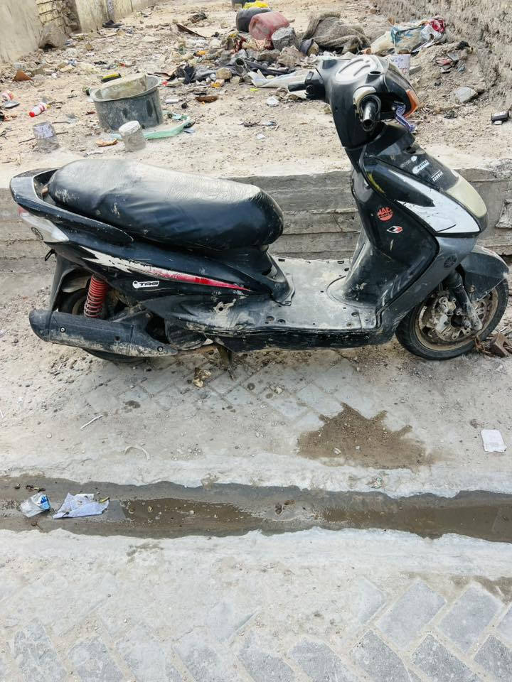 السلام عليكم سكنس نثيه ١١٠ طافية كوم حديد مابيه نقص
سعرة ٢٥٠ مكاني بغداد مدينة الصدر رقم ***********
