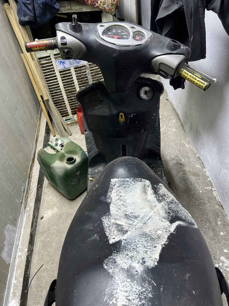 سكنس نثيه كامله اي نقص مابيه مالعب بيه صالنصه تايرات قبق عنبار رياضي كلج امامي رياضي تعلاكه رياضي بوشه ٥٨ ونص ليموسي خرز كلج صينيه فج تطوله  نكره بكل وكت لسعر ٤٠٠ وبين مجال ***********
