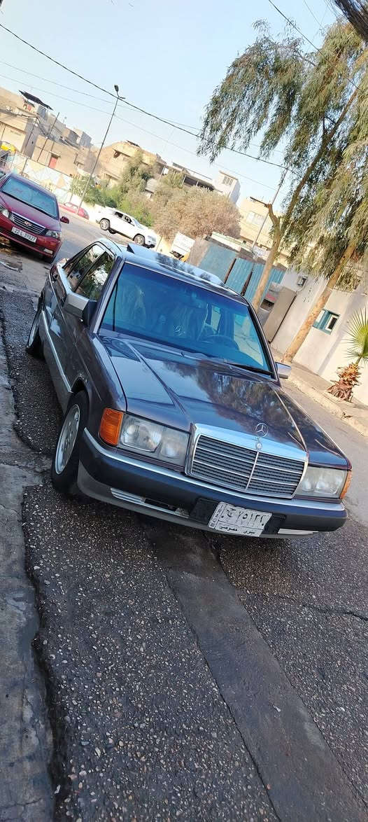 السلام عليكم سيارة مرسيدس 190 للبيع موديل 1993 محرك بطه وكير ومكينه شرط كير توماتيك   كاربون بانزين بيها رقم نينوى مشروع وطني شرط تحويل صبغ عام جماليه طخم امامي وخلفي جديد جامات كهرب وسلايت تيات جديد باتري جديد تتفئه شغاله منضوم تبريد بيها بس بوري مكسور قفل مركزي شغالل

عادت نشر في سبب وعود الكاذبه
السعر على الرقم غير متواجد ع الفيس
***********
