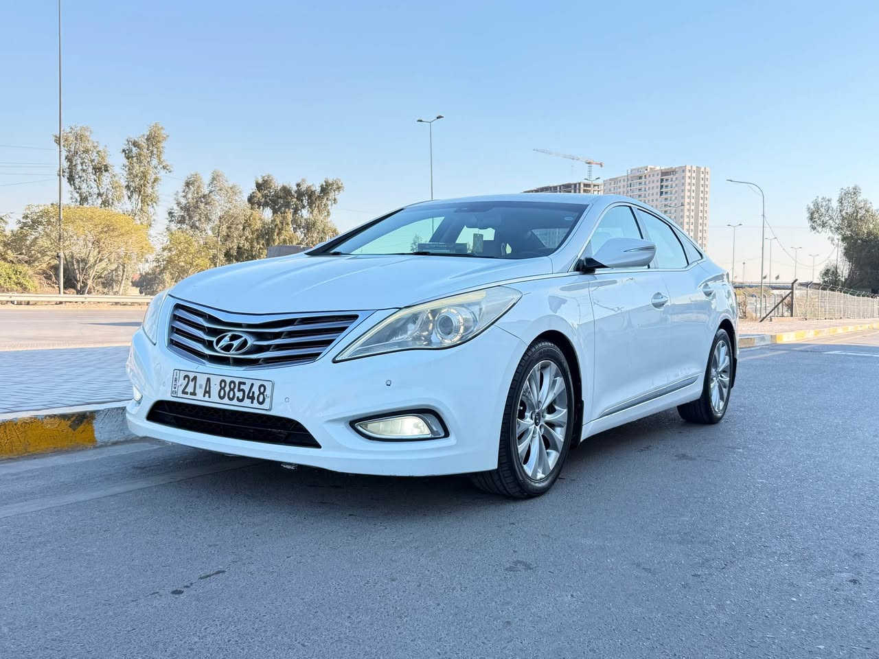 يالله السلام عليكم للبيع فقط
ازيرا 2011 خليجي مكفوله من الصبغ والتبديل مكينة 6 سلندر 3000 دوش 
بيها بارد بسيط جوه الرقم وشي بسيط اباب السايق السيارة جديدة بدون نقص جاهزة رقم سليمانية الجديد مواصفات نص خليجي حساس امامي خلفي تبريد قطعتين كشنات جلد مري شفط لدات وعدسات لد كاميرا داخل بيجي السعر المطلوب 123 وبيها مجال للشراي مكاني اعظمية اي استفسار *********** بغداد, العراق
