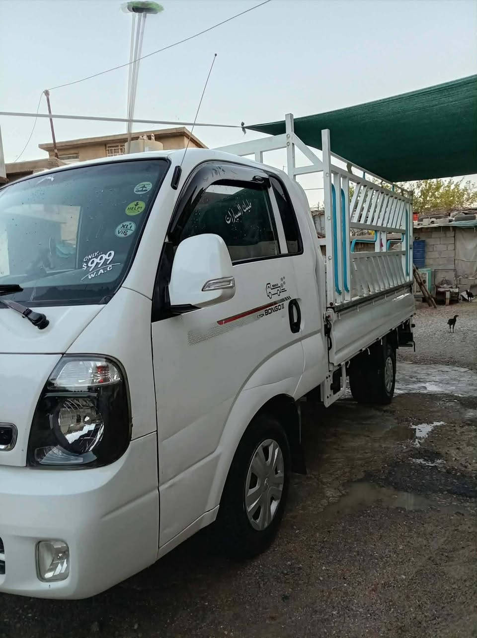 کیا ٣٠٠٠
مۆدیلی ٢٠٠٧
گێر تۆماتیک 
مه کینه ڕه شی مه رخوب 
تایه ی تازه ییه 
چه نچه و ناوبۆدی لۆک 
کامل مه سره ف کراوه 
سه یاره که پاکه مالی دۆسته 
نرخی ٦٣ گه لا 
ژماره موبایل 
***********
