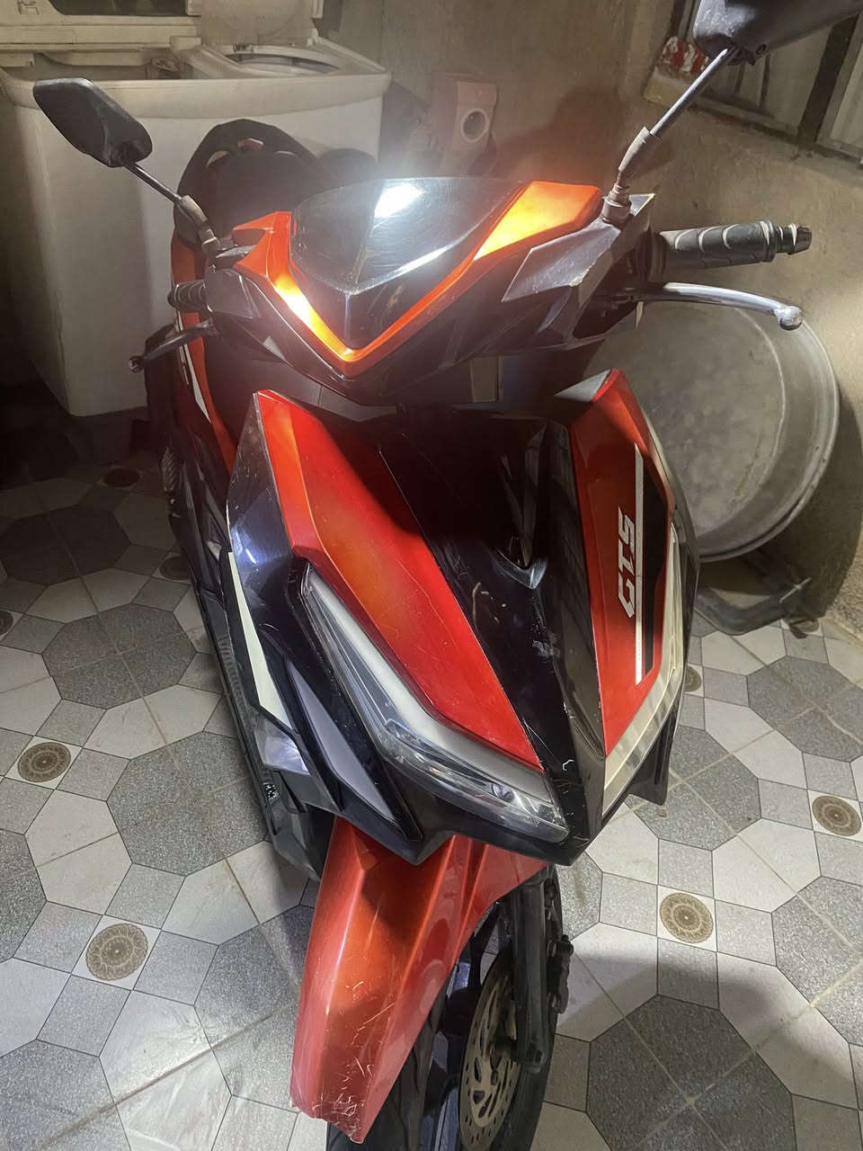 دراجه أوتماتيك (جي تي اس) امتياز كوري #موديل2023  
مكينة بلادي
باتري جديد لوك نگره سلف
كلشي مكفول مثل ماموضح بالصور والفيديو
#السعر٥٥٠ الف
مكان الدراجة #بعقوبة_التحرير افحص وين متريد
***********
