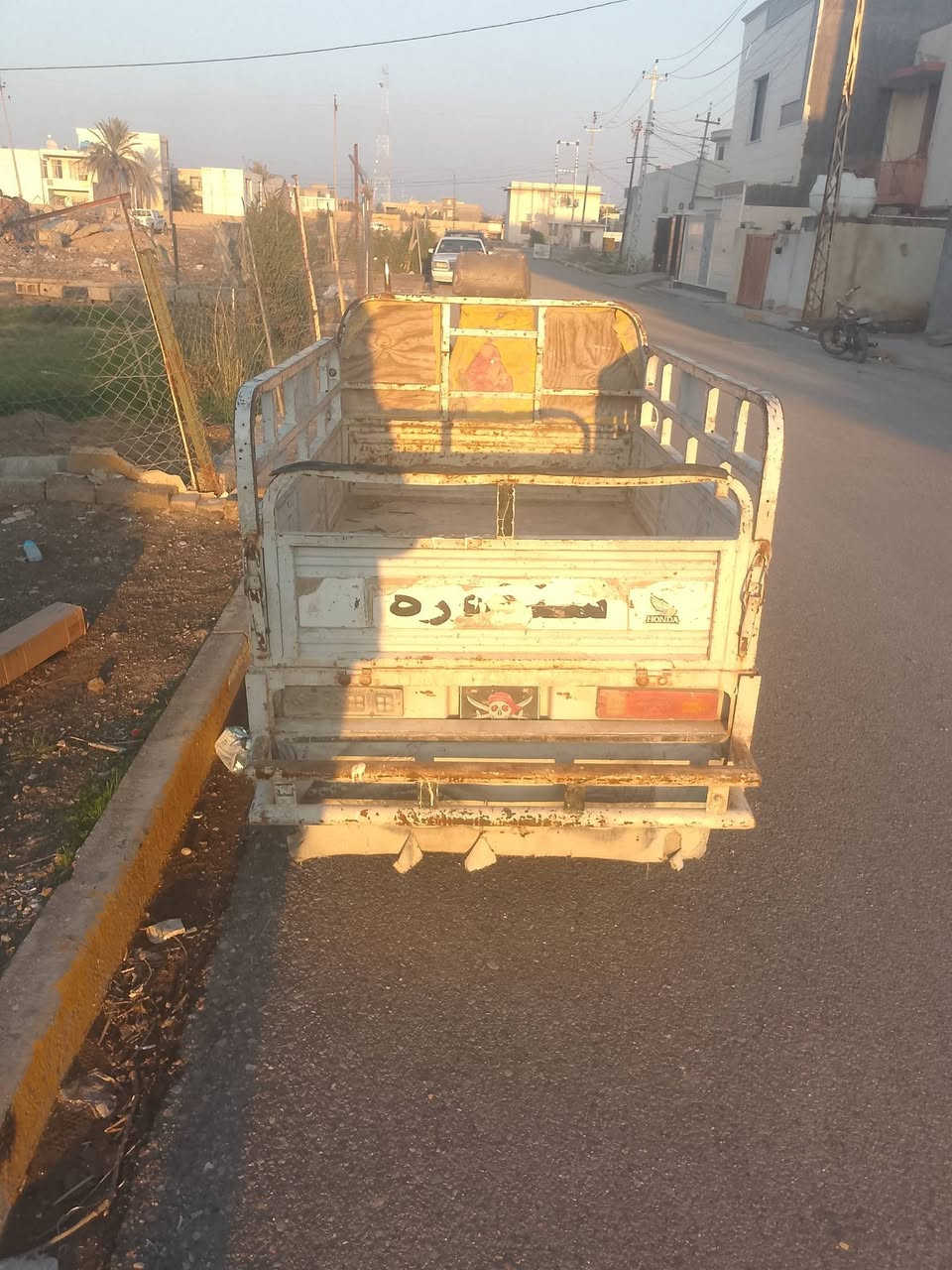 السلام عليكم ستوته للبيع مكفوله من كلشي اوراق أصوليه مكينه 22  تخم تاير من مكفولة من خياس من زنجبار ستوته خيرمن الله السعر المطلوب مليون 250,وبيها مجال مامغسوله ابد *********** مستعجل على بيتها
