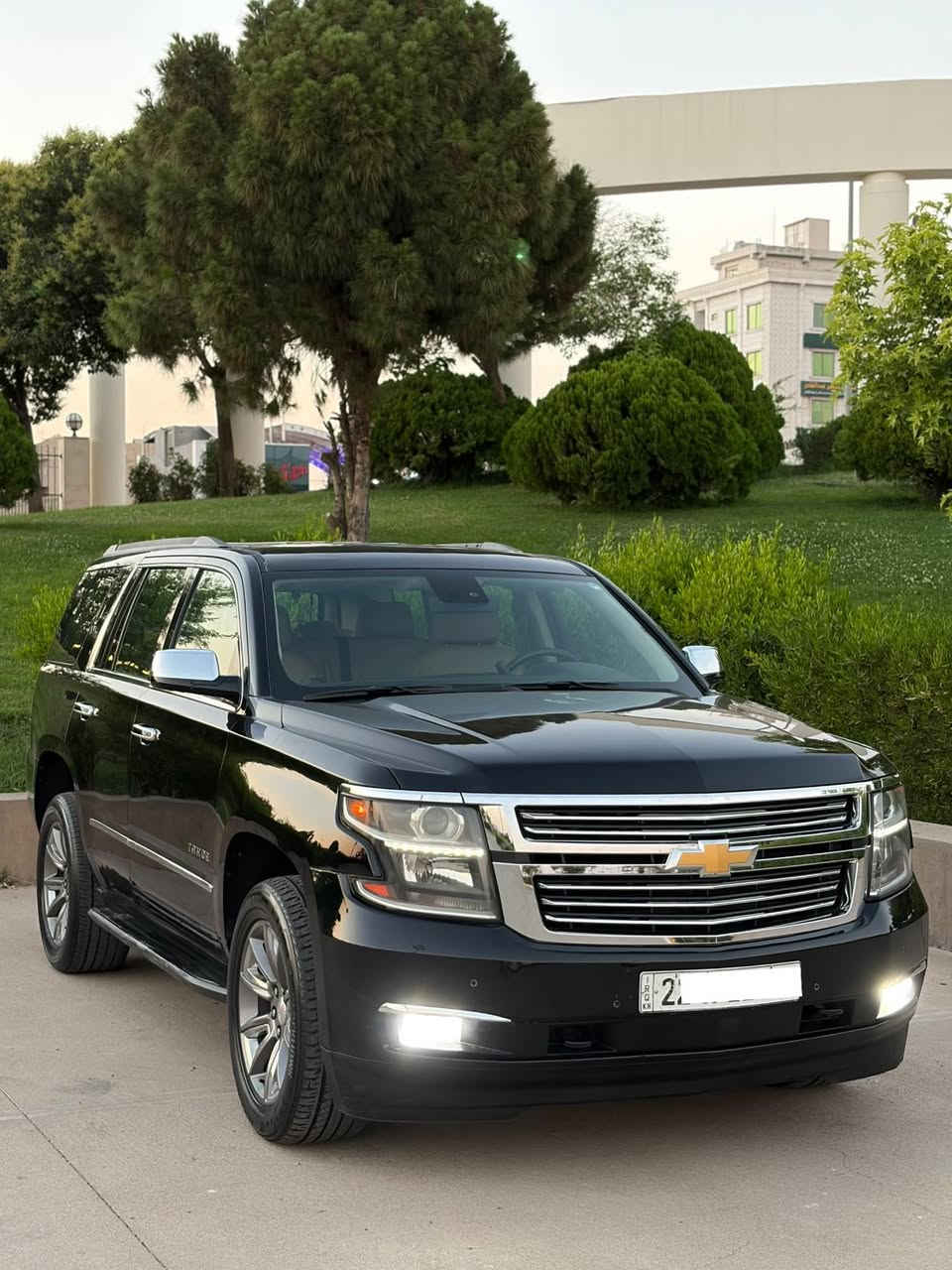 تاهو 2018 خليجي وكالة المنصور  .                  انسب سعر 308 $ 🔴
مقاعد جلد

مقاعد كهرباء 3 دكم

قاصة سرية

بصمة تشغيل عن بعد 

شاشة كبيرة 

مقاعد متصل 

7 راكب 

تبريد مركزي

حساسات 

كامرة دوارة

فرس وسطي

داتا شوو تنبيه 

مري كهرباء

كروس سرعة وتحكمات

محرك 5.3 المرغوب

ليدد امامي وخلفي

لايتات وكشاف زنون

تحديد مسار

باقي مواصفات التاهو معروفة

السياره بيها جاملغ خلفي صبغ كلير فقط اثر شخط باقي السيارة كفالة عامة 

الكير والمحرك ايضاً بالشرط 

ماشية 135 الف حقيقي بالشرط 

رقم اربيل الجديد باسمي هزة وسنوية كلها جديد 

السعر 308$ وماكو هيج سعر بكل السوك 

*********** عنوان السياره اربيل
